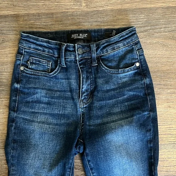 Judy Blue Skinny Fit Mid Rise Women's Blue Skinny Jeans - 24 - Picture 4 of 12